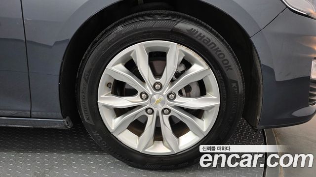 Chevrolet Malibu 1.3 Turbo Premier 2019 — фото 21