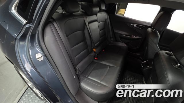 Chevrolet Malibu 1.3 Turbo Premier 2019 — фото 26