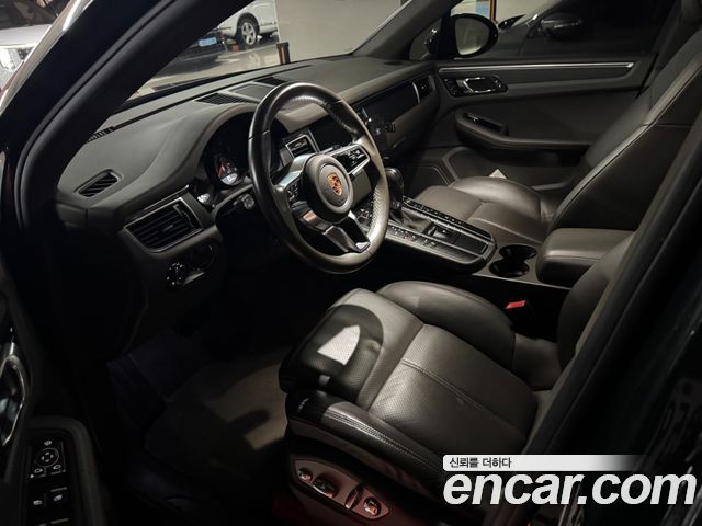Porsche Macan 2.0 95B 2018 — фото 2