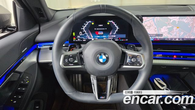 BMW 5 Series (G60) 520i Special Edition 2025 — фото 15