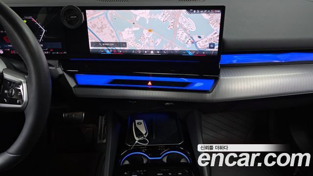 BMW 5 Series (G60) 520i Special Edition 2025 — фото 19