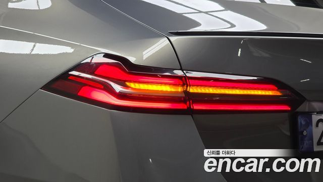 BMW 5 Series (G60) 520i Special Edition 2025 — фото 23