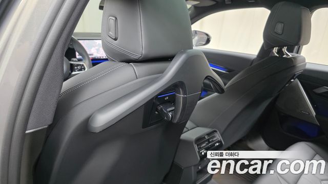 BMW 5 Series (G60) 520i Special Edition 2025 — фото 32
