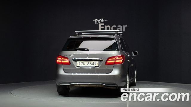 Mercedes-Benz B-Class (W246) B200 d 2017 — фото 4
