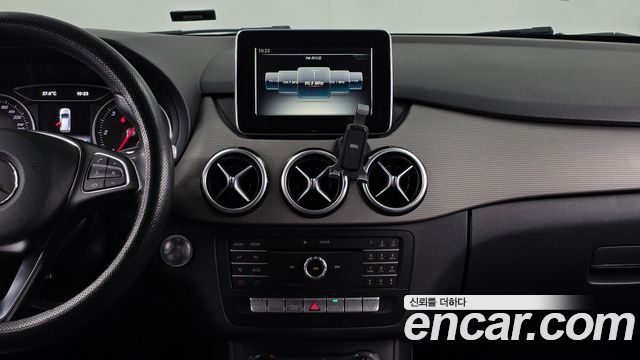 Mercedes-Benz B-Class (W246) B200 d 2017 — фото 18