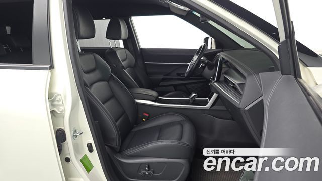 KG Mobility (SsangYong) Torres Gasoline 1.5 4WD T7 2023 — фото 11