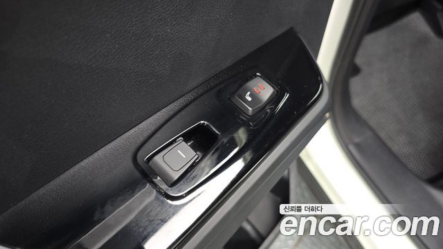 KG Mobility (SsangYong) Torres Gasoline 1.5 4WD T7 2023 — фото 19