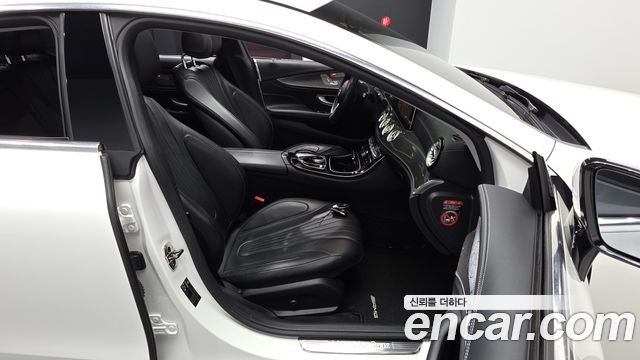 Mercedes-Benz CLS-Class (C257) CLS300d AMG Line 2019 — фото 26