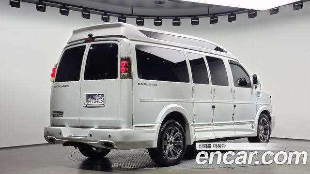 Chevrolet Express Van 6.0 2015 — фото 2
