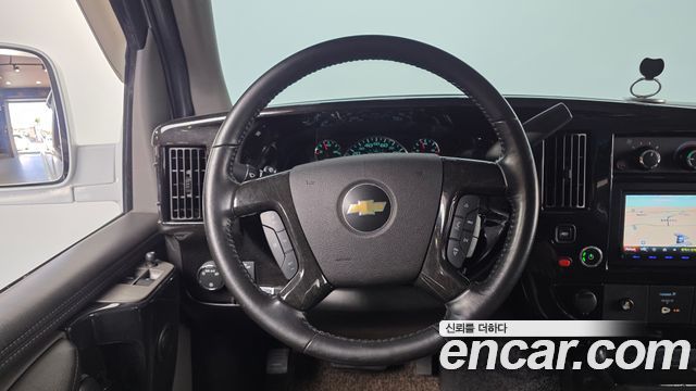 Chevrolet Express Van 6.0 2015 — фото 12