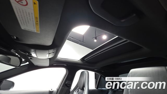 Mercedes-Benz C-Class (W205) C63 AMG 2018 — фото 16