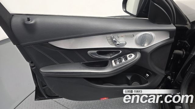 Mercedes-Benz C-Class (W205) C63 AMG 2018 — фото 24