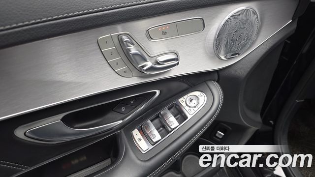 Mercedes-Benz C-Class (W205) C63 AMG 2018 — фото 28