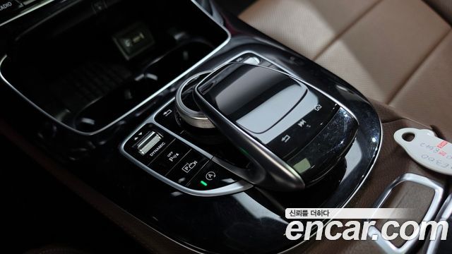 Mercedes-Benz E-Class (W213) E300 Avantgarde 2020 — фото 39