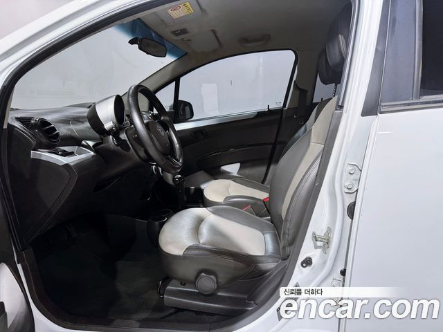 Chevrolet Spark LT Special Edition 2012 — фото 19