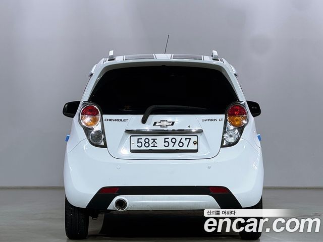 Chevrolet Spark LT Special Edition 2012 — фото 21