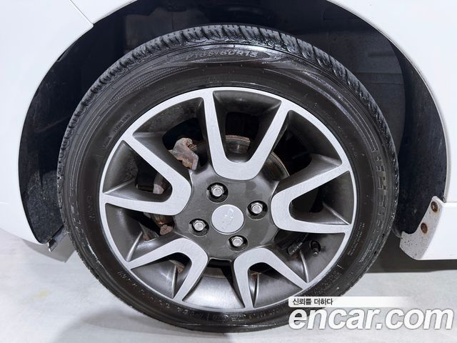 Chevrolet Spark LT Special Edition 2012 — фото 24