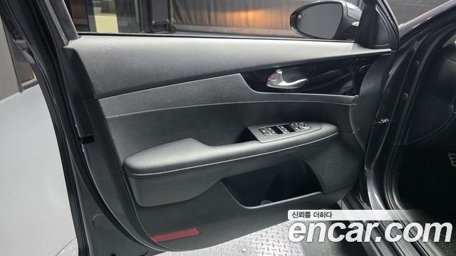 Kia K3 (II) 1.6 Prestige 2023 — фото 24