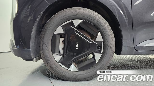 Kia Carnival (IV) HEV 9 seater Prestige 2025 — фото 5