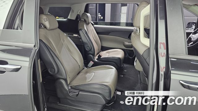 Kia Carnival (IV) HEV 9 seater Prestige 2025 — фото 11
