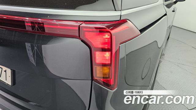 Kia Carnival (IV) HEV 9 seater Prestige 2025 — фото 23
