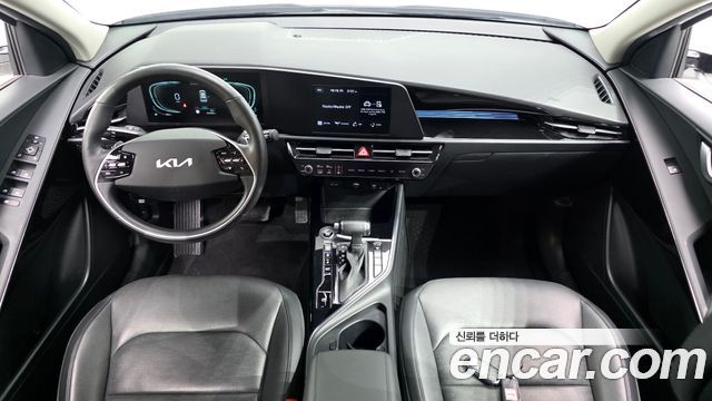 Kia Niro Prestige 2022 — фото 7