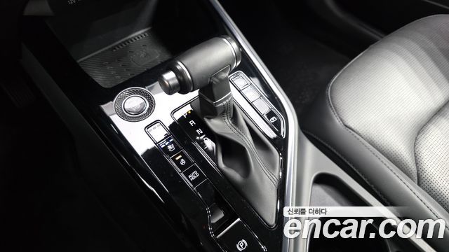 Kia Niro Prestige 2022 — фото 9