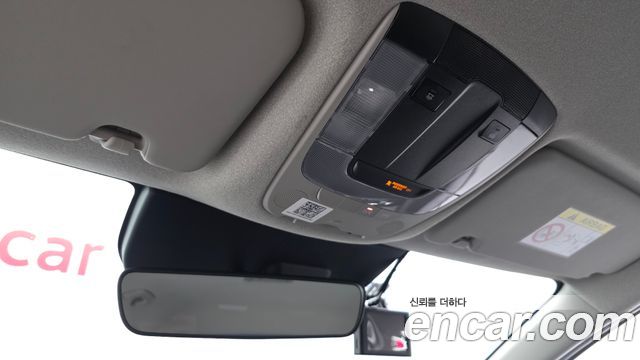 Kia Niro Prestige 2022 — фото 18
