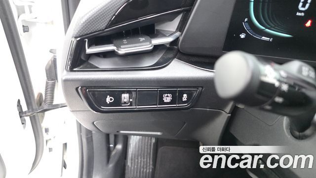 Kia Niro Prestige 2022 — фото 19