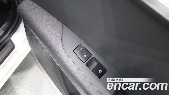 Kia Niro Prestige 2022 — фото 20