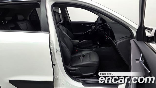 Kia Niro Prestige 2022 — фото 26