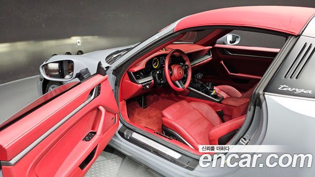 Porsche 911 (992) Targa 4S 2024 — фото 10