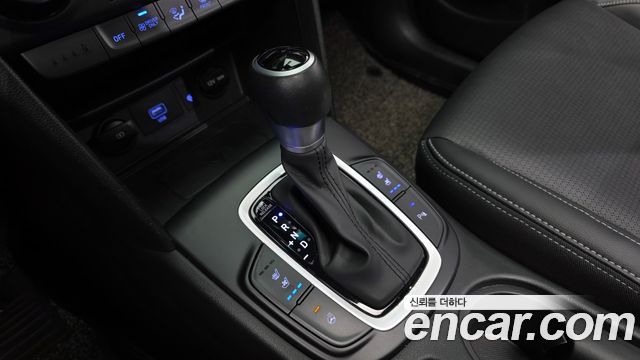 Hyundai Kona Hybrid Premium Special 2020 — фото 9