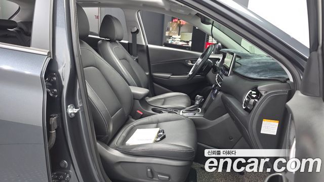 Hyundai Kona Hybrid Premium Special 2020 — фото 11
