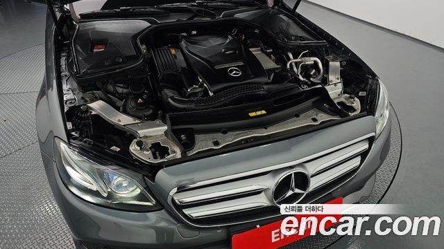 Mercedes-Benz E-Class (W213) E300 4MATIC Avnatgarde 2018 — фото 6