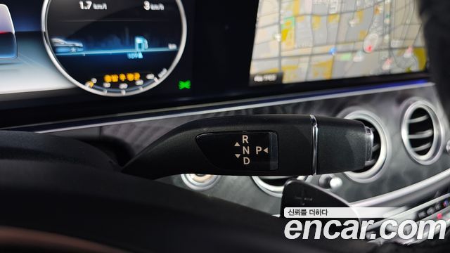 Mercedes-Benz E-Class (W213) E300 4MATIC Avnatgarde 2018 — фото 9