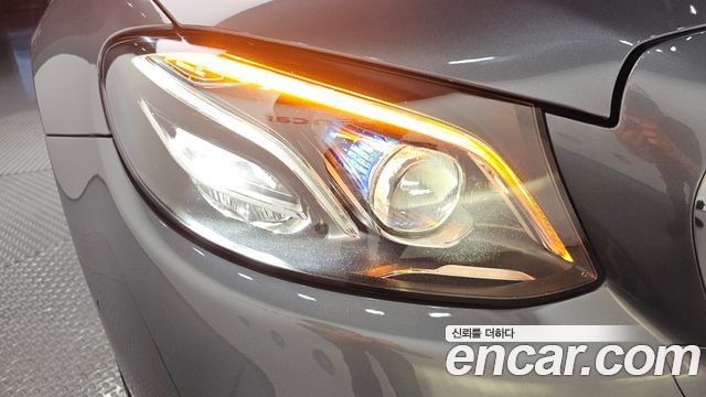 Mercedes-Benz E-Class (W213) E300 4MATIC Avnatgarde 2018 — фото 22