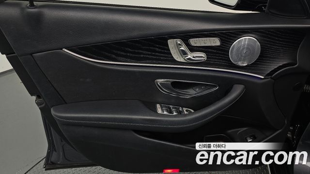 Mercedes-Benz E-Class (W213) E300 4MATIC Avnatgarde 2018 — фото 24