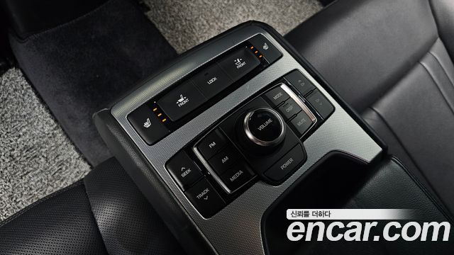 Genesis G80 3.3 GDI AWD Luxury 2018 — фото 19