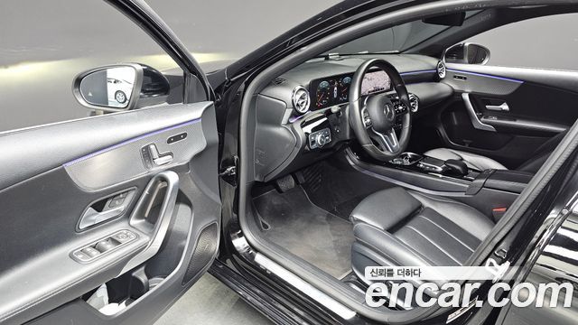 Mercedes-Benz A-Class (W177) A220 Hatchback 2021 — фото 12