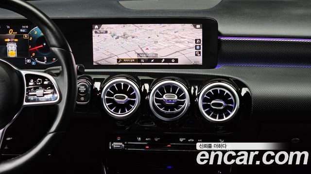 Mercedes-Benz A-Class (W177) A220 Hatchback 2021 — фото 14