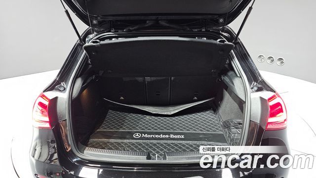 Mercedes-Benz A-Class (W177) A220 Hatchback 2021 — фото 20