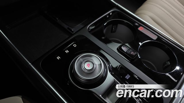 Kia Carnival (IV) Gasoline 9-Seater Hi Limousine (7-seater Limousine(Special vehicle) 2024 — фото 9