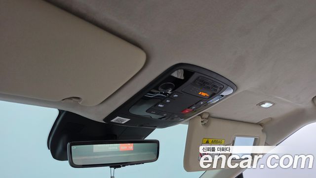 Kia Carnival (IV) Gasoline 9-Seater Hi Limousine (7-seater Limousine(Special vehicle) 2024 — фото 19