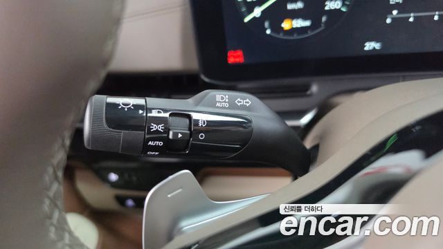 Kia Carnival (IV) Gasoline 9-Seater Hi Limousine (7-seater Limousine(Special vehicle) 2024 — фото 27