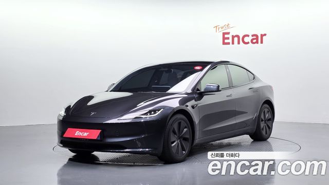 Tesla Model 3 RWD