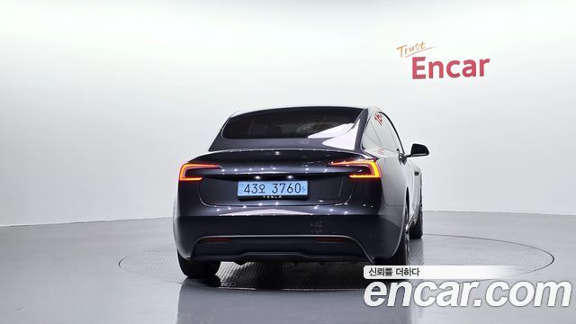 Tesla Model 3 RWD 2025 — фото 4