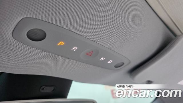 Tesla Model 3 RWD 2025 — фото 9