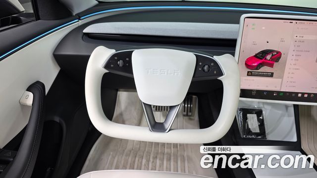 Tesla Model 3 RWD 2025 — фото 13