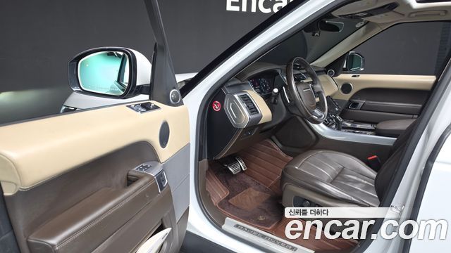 Land Rover Range Rover Sport (II) 3.0 SDV6 HSE Dynamic 2018 — фото 10